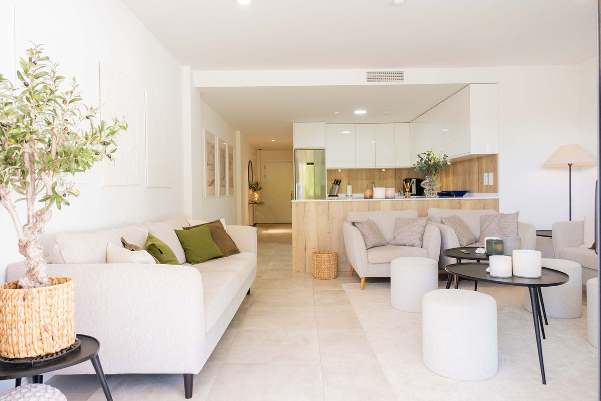 Se vende Apartamento Planta Baja de 2 dormitorios en Costa Del Sol, Málaga, España