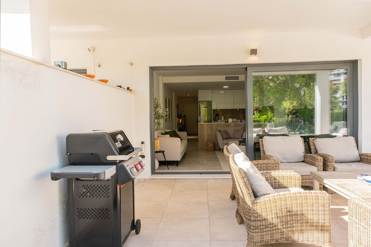 Se vende Apartamento Planta Baja de 2 dormitorios en Costa Del Sol, Málaga, España