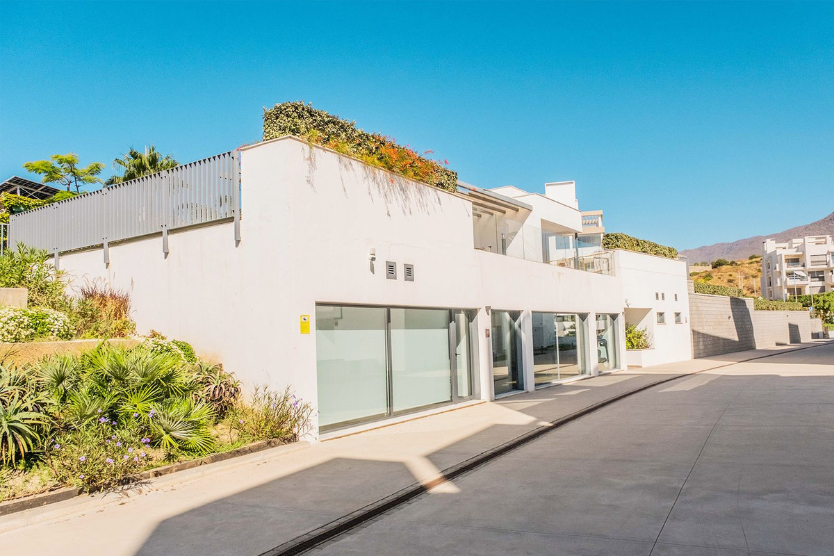 Se vende Apartamento Planta Baja de 2 dormitorios en Costa Del Sol, Málaga, España