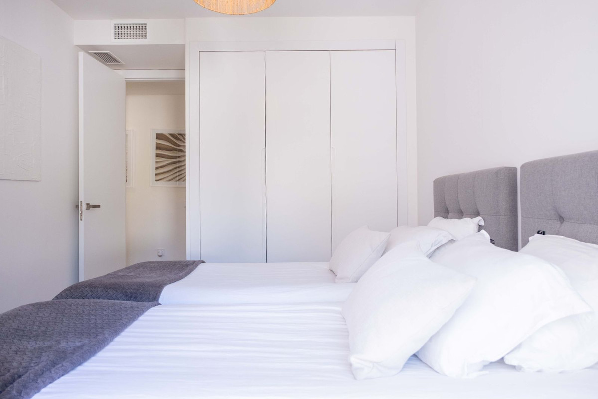 Se vende Apartamento Planta Baja de 2 dormitorios en Costa Del Sol, Málaga, España