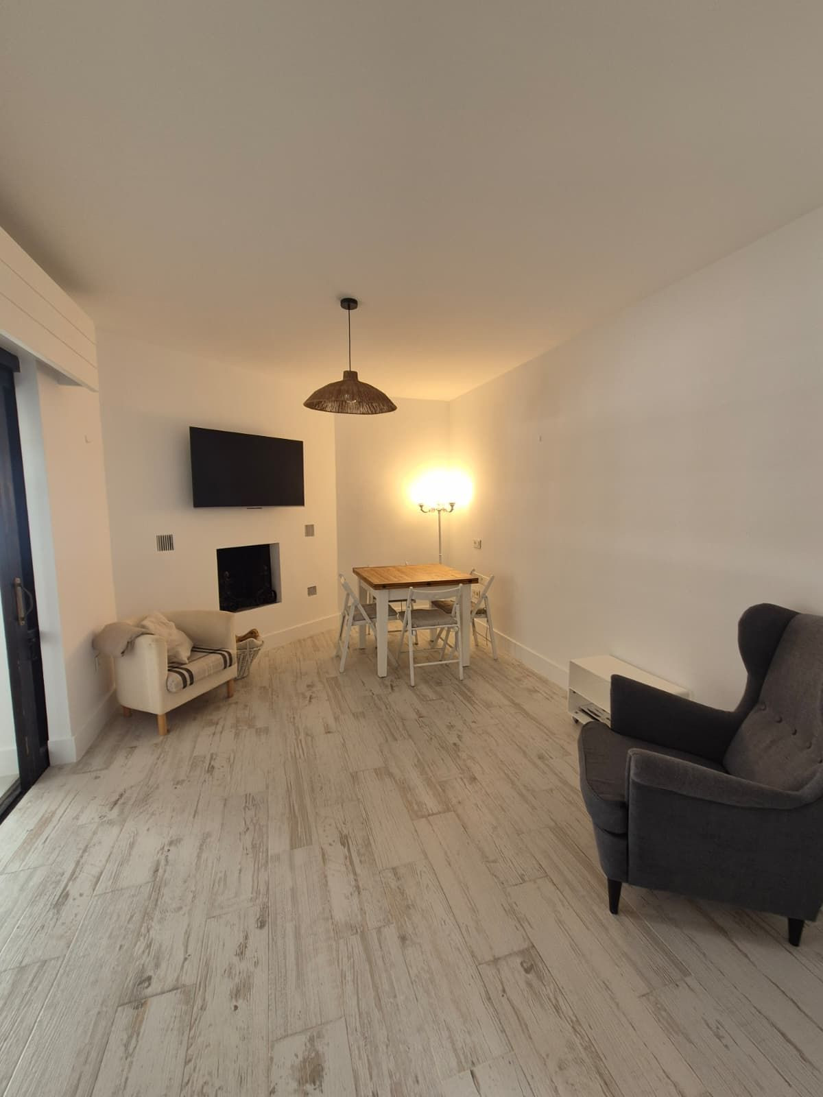 Se vende Apartamento Planta Media de 2 dormitorios en Costa Del Sol, Málaga, España