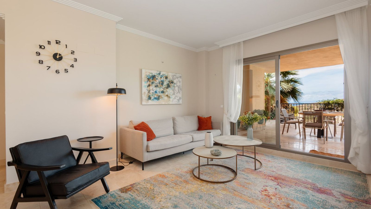 3 Bed Apartment for sale in Benahavís Costa Del Sol, Málaga, Spain