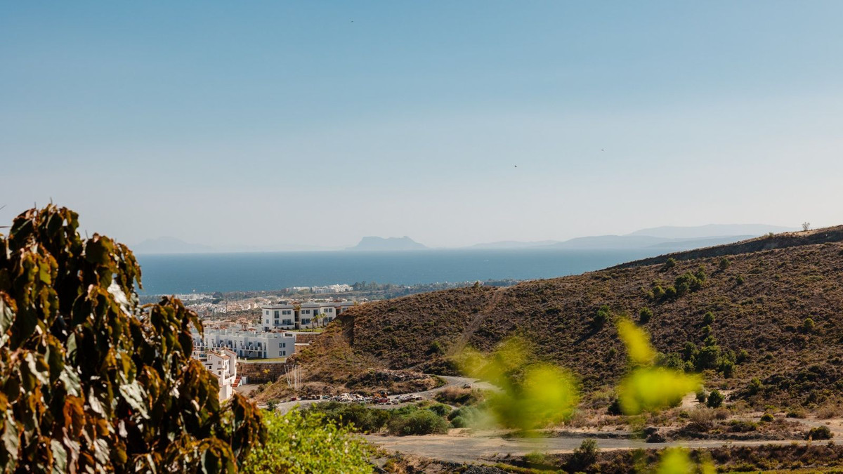 3 Bed Apartment for sale in Benahavís Costa Del Sol, Málaga, Spain