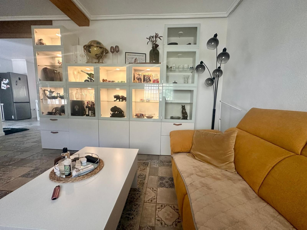 3 Bed Townhouse for sale in Algorfa Costa Blanca, Alicante, Spain