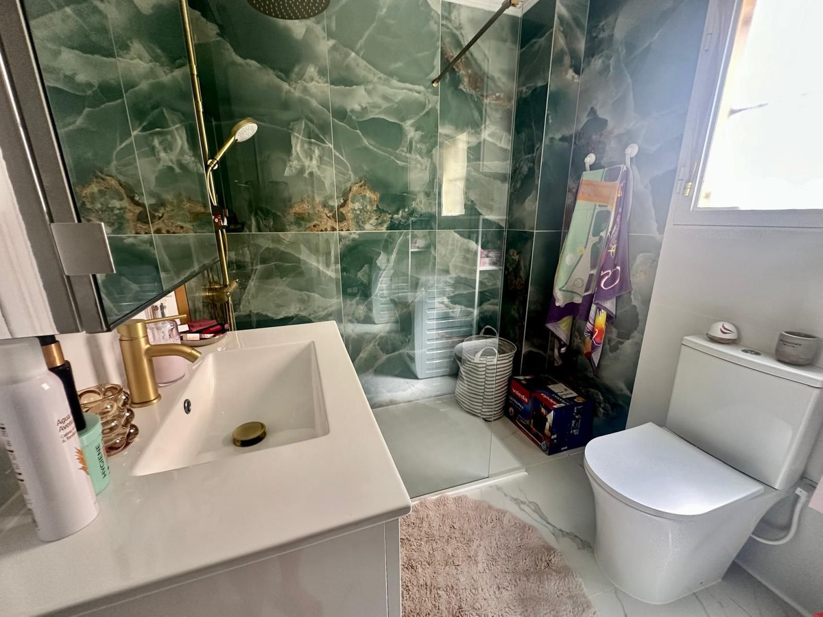 3 Bed Townhouse for sale in Algorfa Costa Blanca, Alicante, Spain