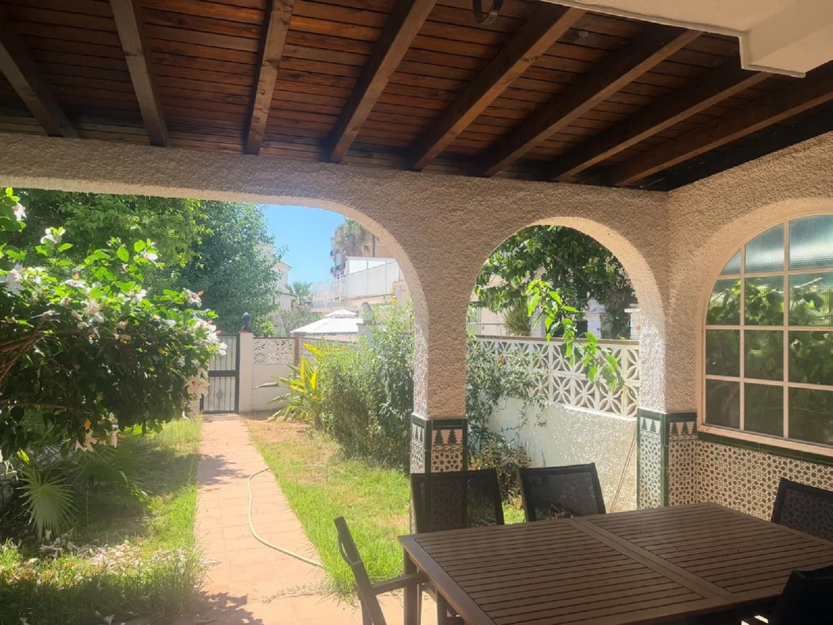2 Bed Townhouse for sale in Benalmadena Costa Del Sol, Málaga, Spain