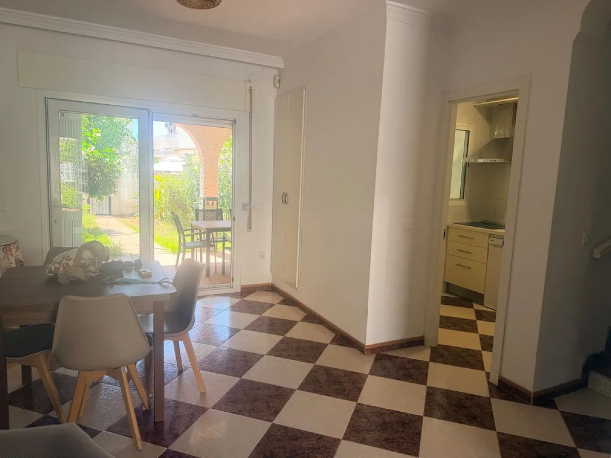 2 Bed Townhouse for sale in Benalmadena Costa Del Sol, Málaga, Spain