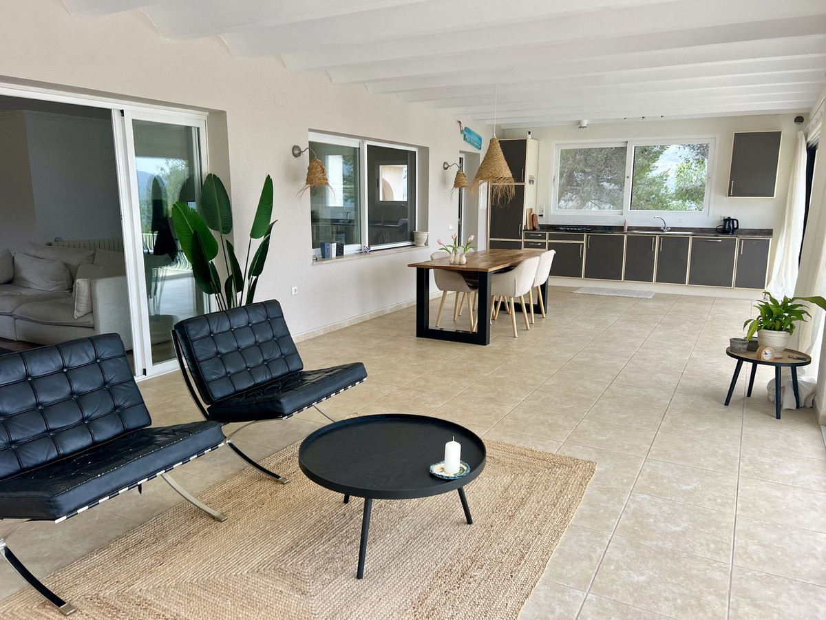 Se vende Villa - Chalet de 3 dormitorios en Costa Blanca, Alicante, España