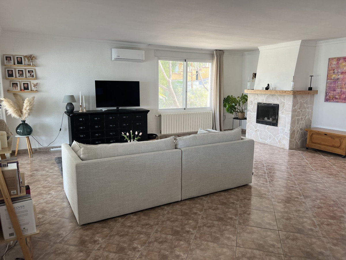 Se vende Villa - Chalet de 3 dormitorios en Costa Blanca, Alicante, España