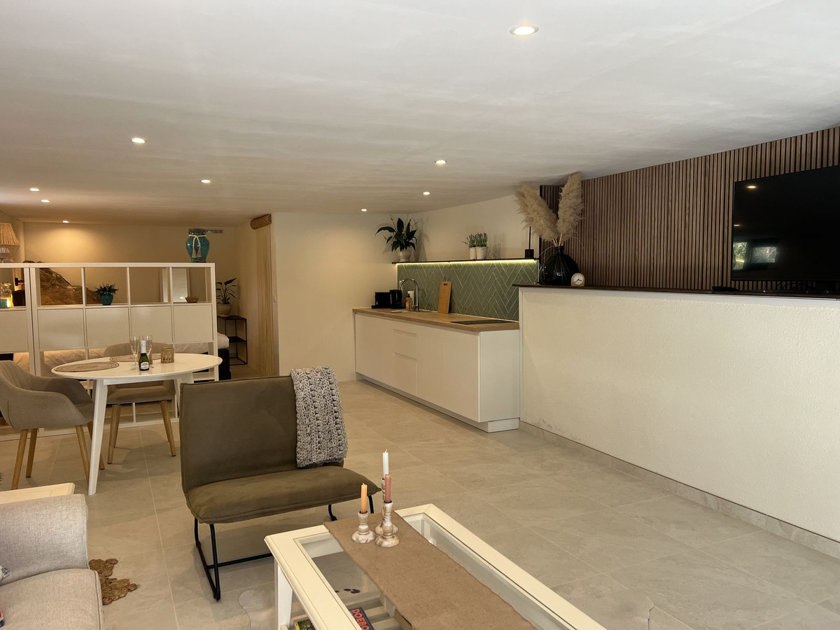 Se vende Villa - Chalet de 3 dormitorios en Costa Blanca, Alicante, España