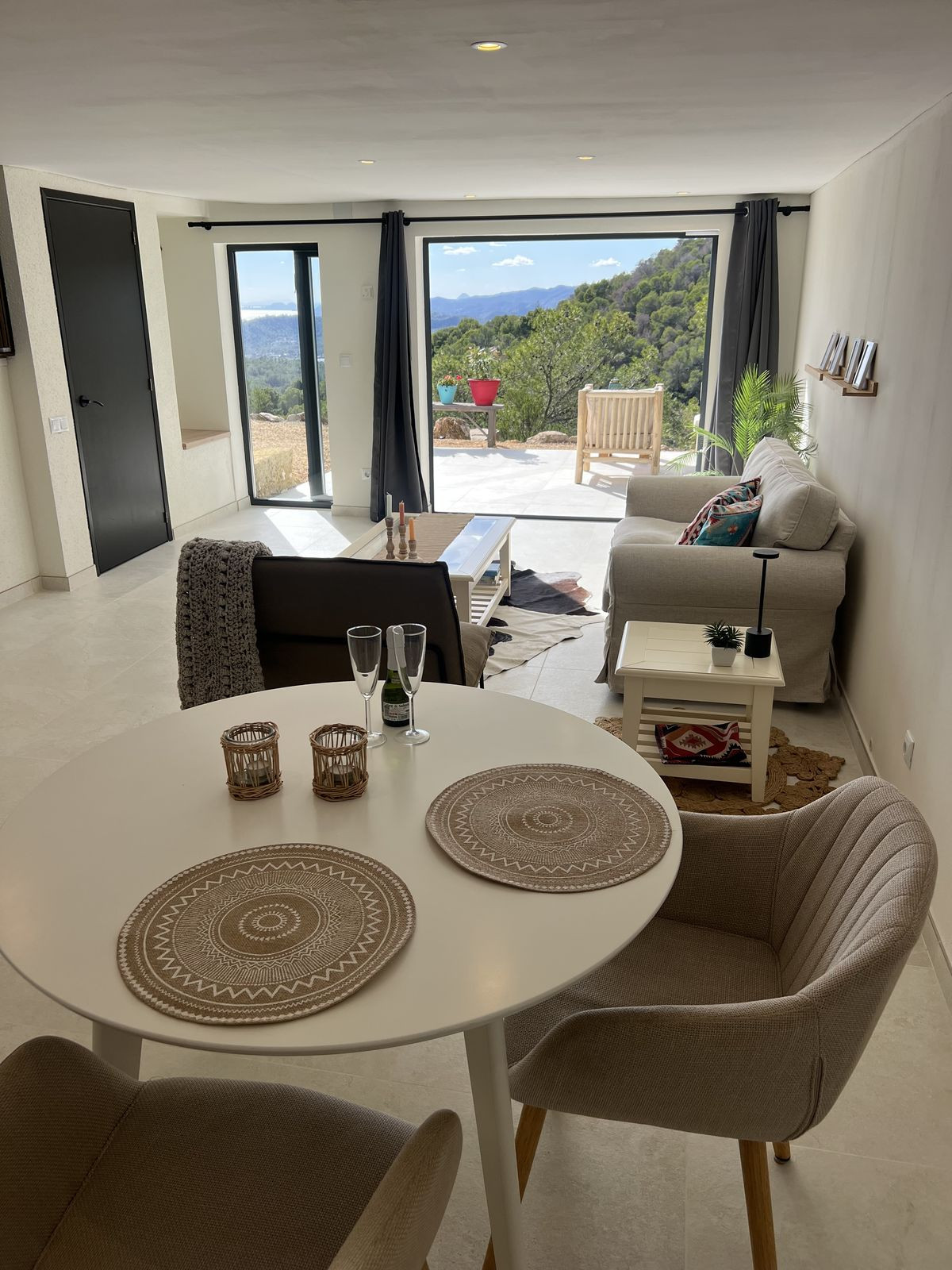 Se vende Villa - Chalet de 3 dormitorios en Costa Blanca, Alicante, España