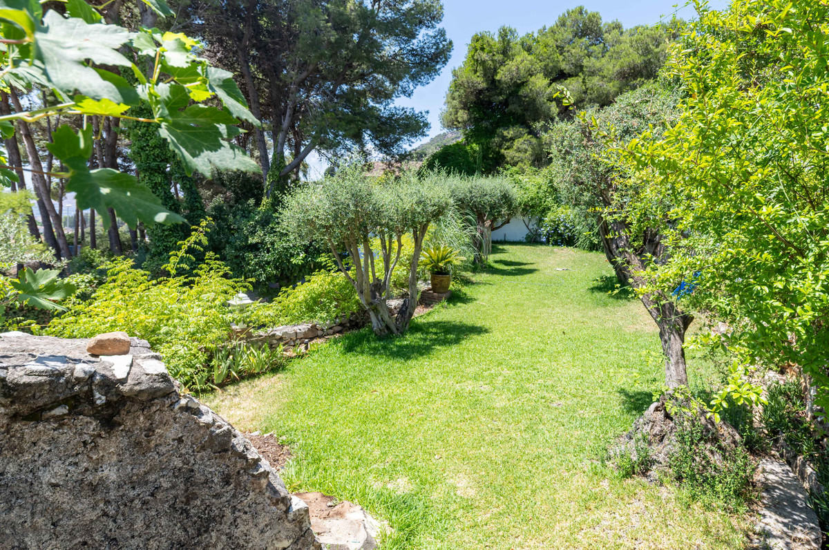 5 Bed Townhouse for sale in Mijas Costa Del Sol, Málaga, Spain