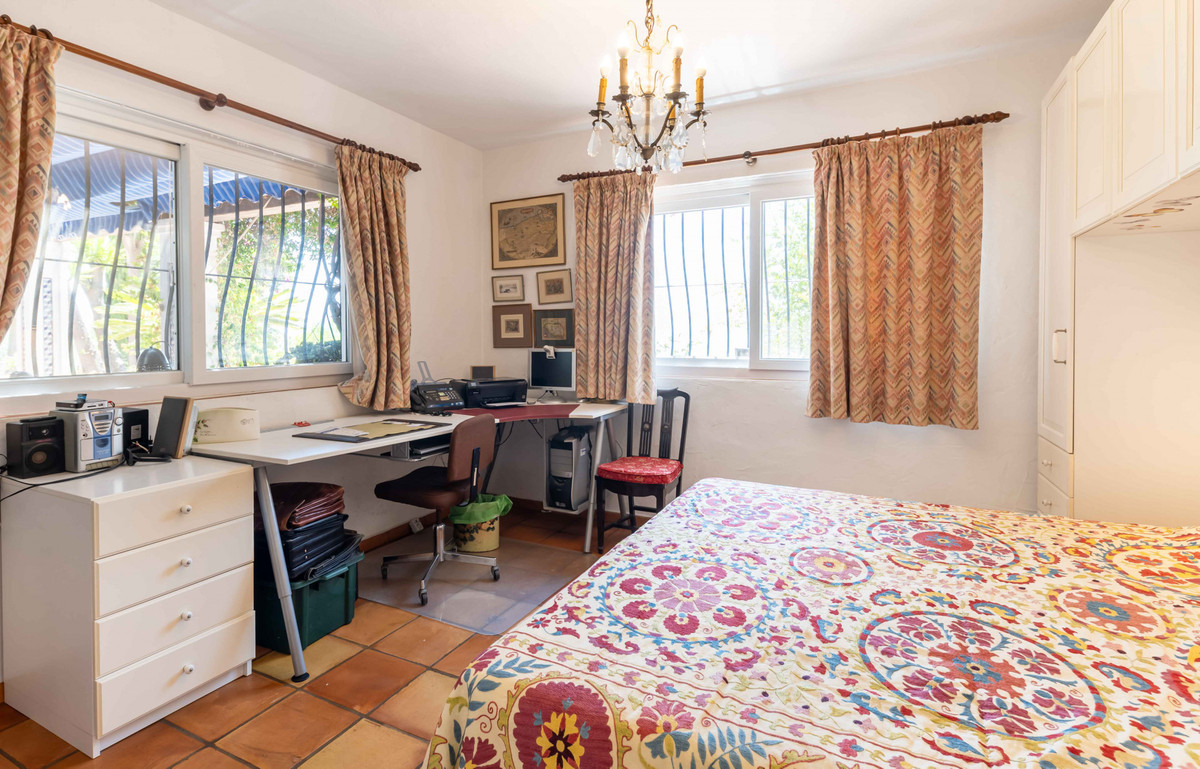5 Bed Townhouse for sale in Mijas Costa Del Sol, Málaga, Spain