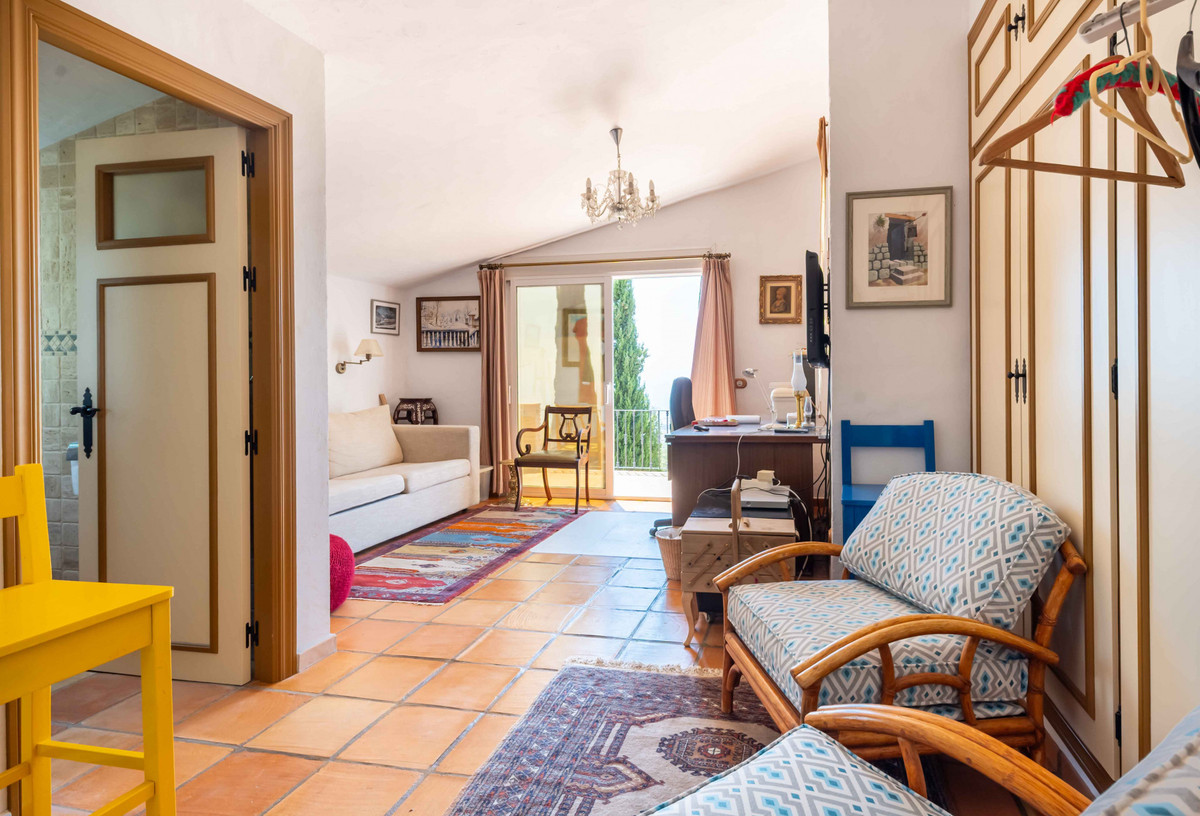 5 Bed Townhouse for sale in Mijas Costa Del Sol, Málaga, Spain