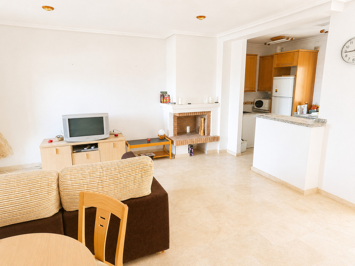 2 Bed Apartment for sale in La Finca Golf Costa Blanca, Alicante, Spain