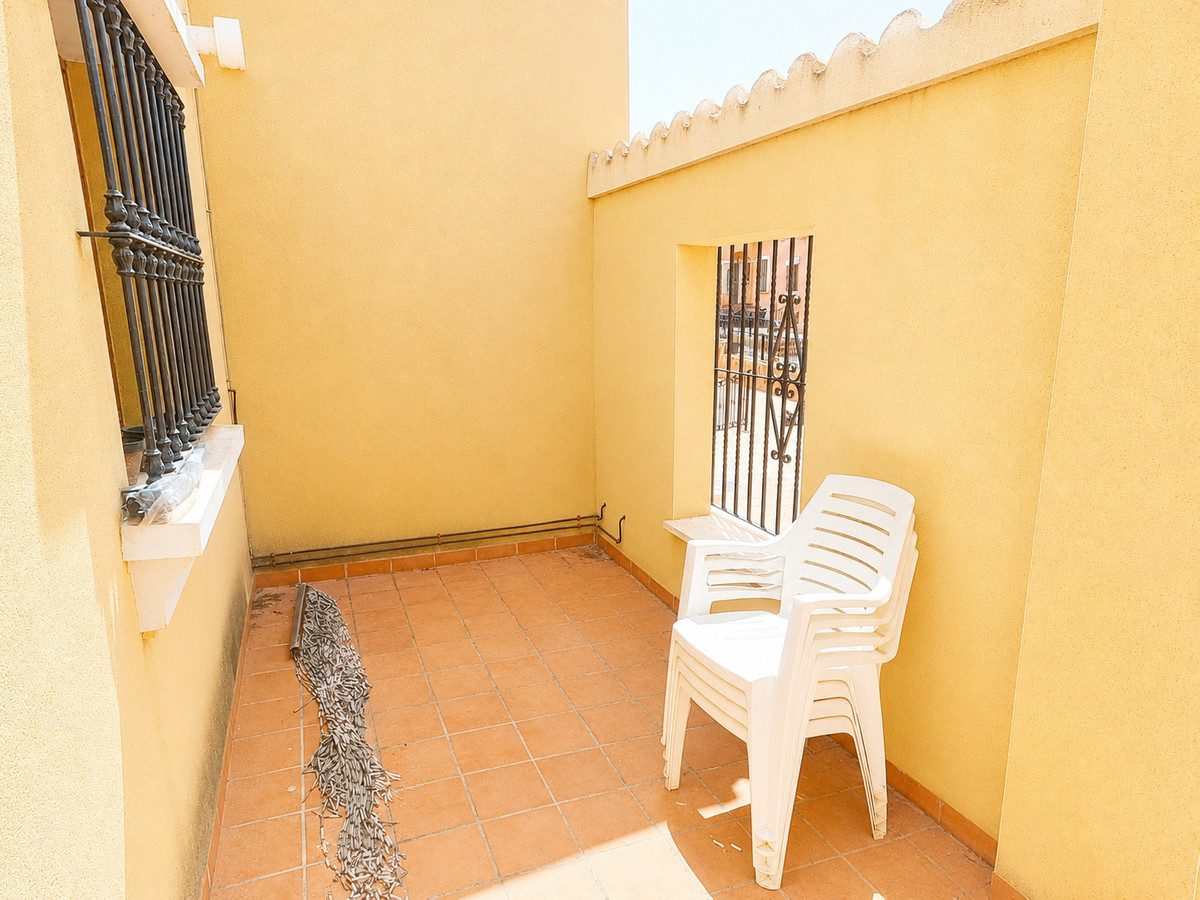 2 Bed Apartment for sale in La Finca Golf Costa Blanca, Alicante, Spain