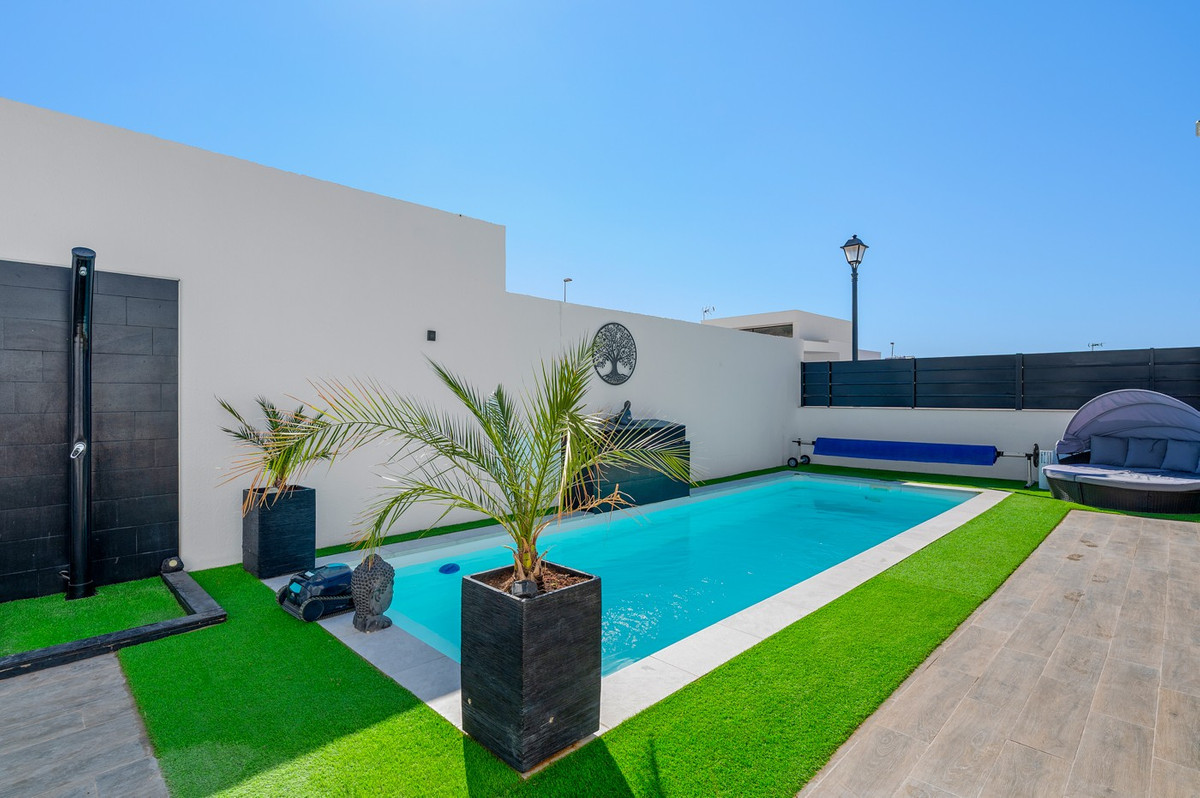 4 Bed Townhouse for sale in Fortuna Costa Calida, Murcia, Spain
