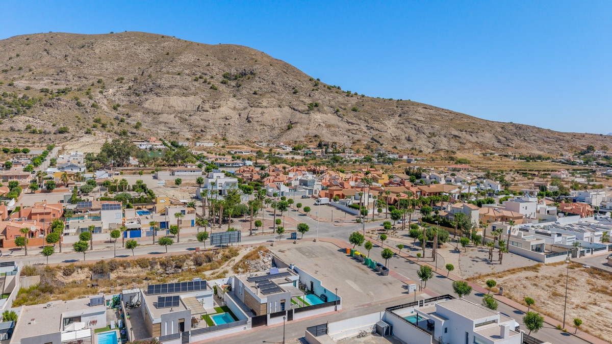 4 Bed Townhouse for sale in Fortuna Costa Calida, Murcia, Spain