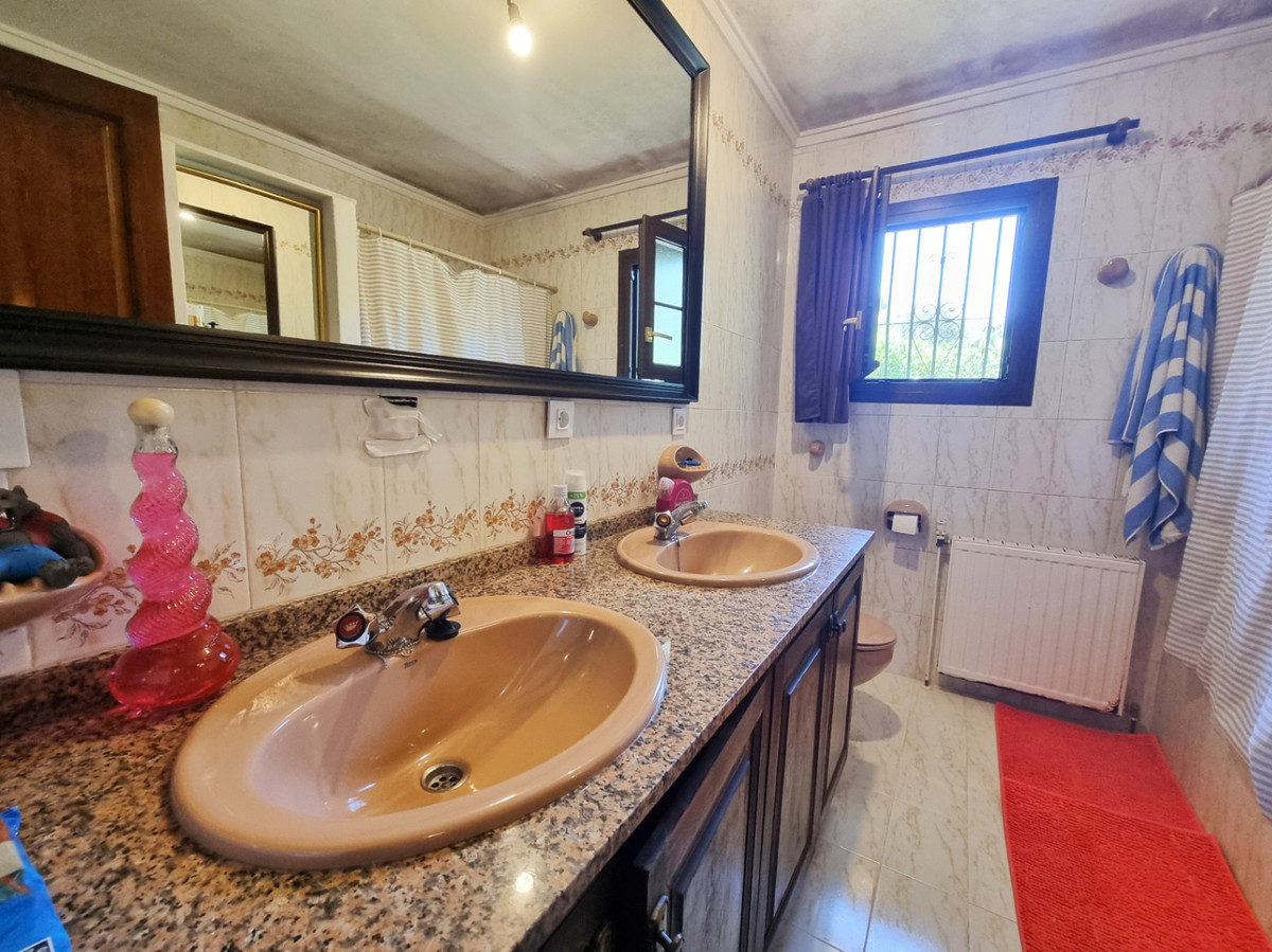 3 Bed Townhouse for sale in Pedreguer Costa Blanca, Alicante, Spain
