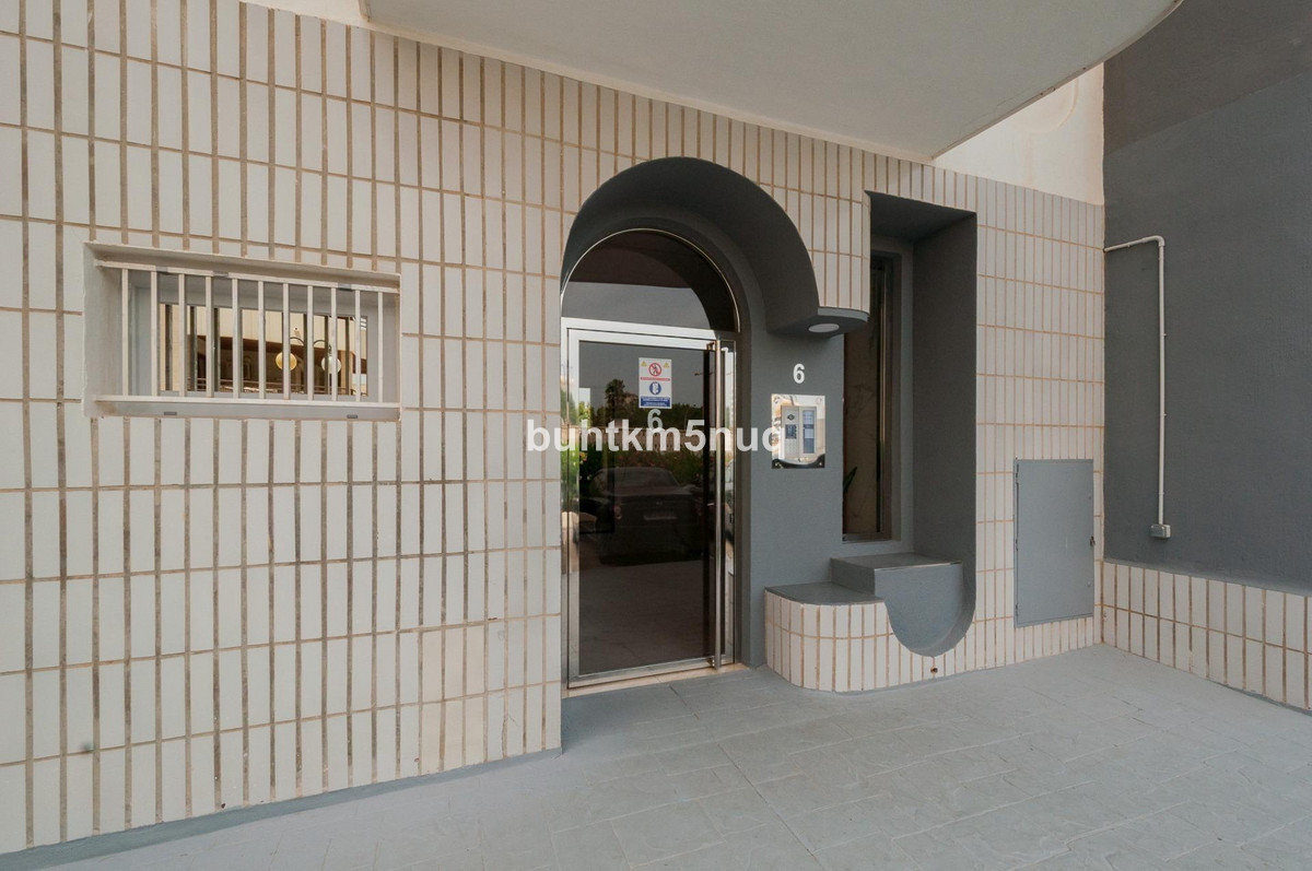 2 Bed Apartment for sale in Calpe Costa Blanca, Alicante, Spain
