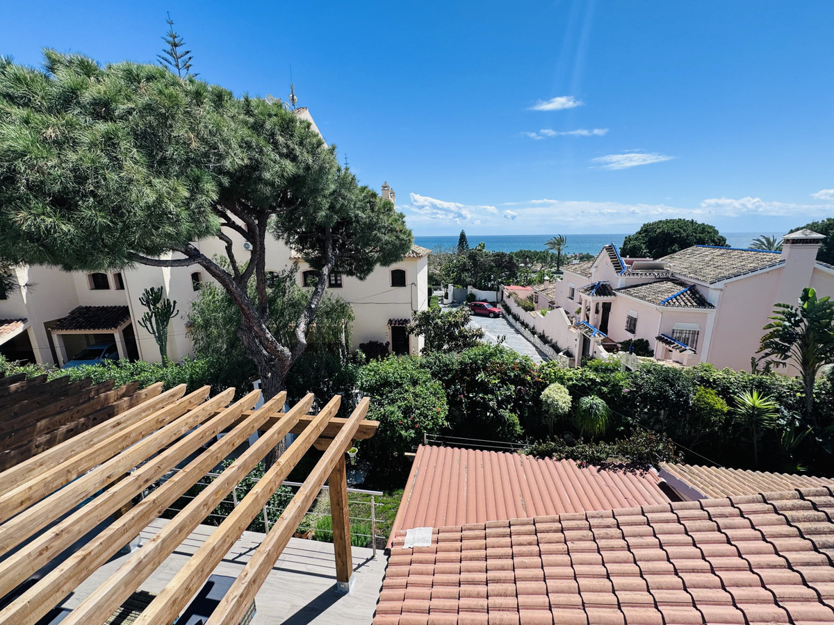 4 Bed Townhouse for sale in Elviria Costa Del Sol, Málaga, Spain