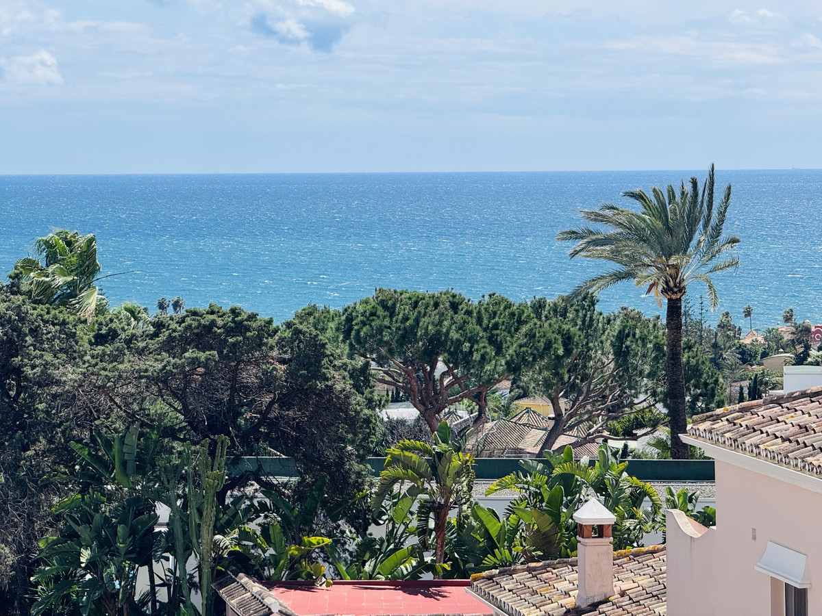 4 Bed Townhouse for sale in Elviria Costa Del Sol, Málaga, Spain