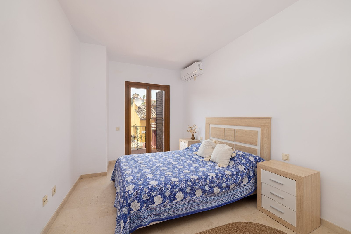 2 Bed Townhouse for sale in San Roque Costa Del Sol, Cádiz, Spain