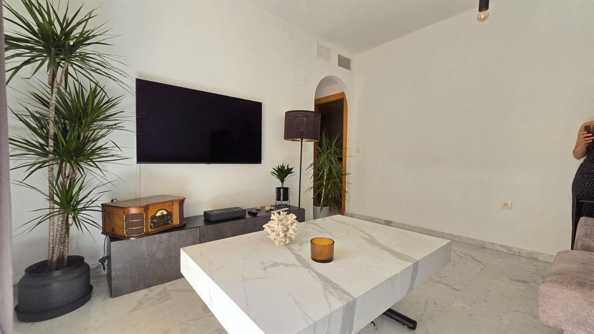 1 Bed Apartment for sale in Benalmadena Costa Del Sol, Málaga, Spain