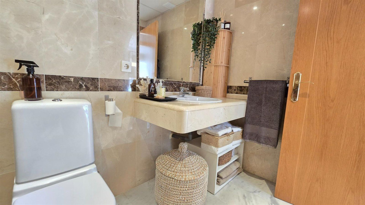 1 Bed Apartment for sale in Benalmadena Costa Del Sol, Málaga, Spain