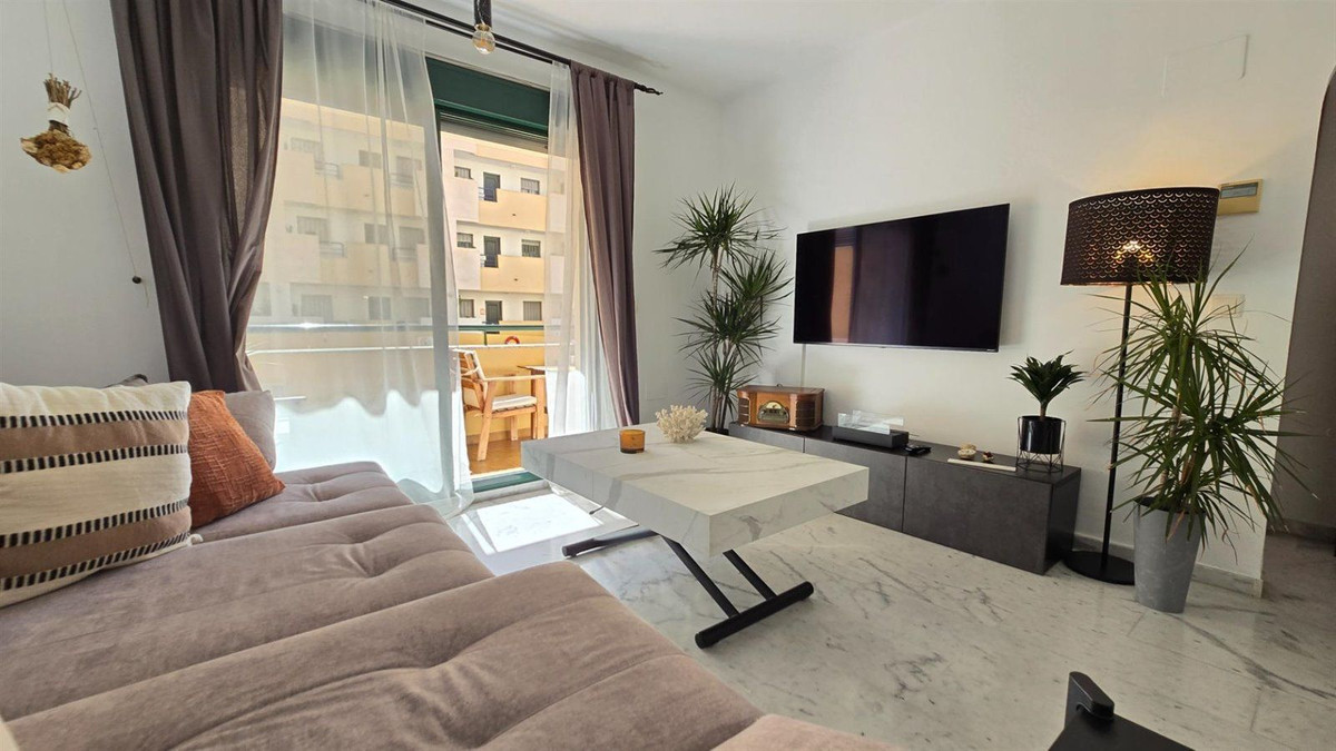 1 Bed Apartment for sale in Benalmadena Costa Del Sol, Málaga, Spain
