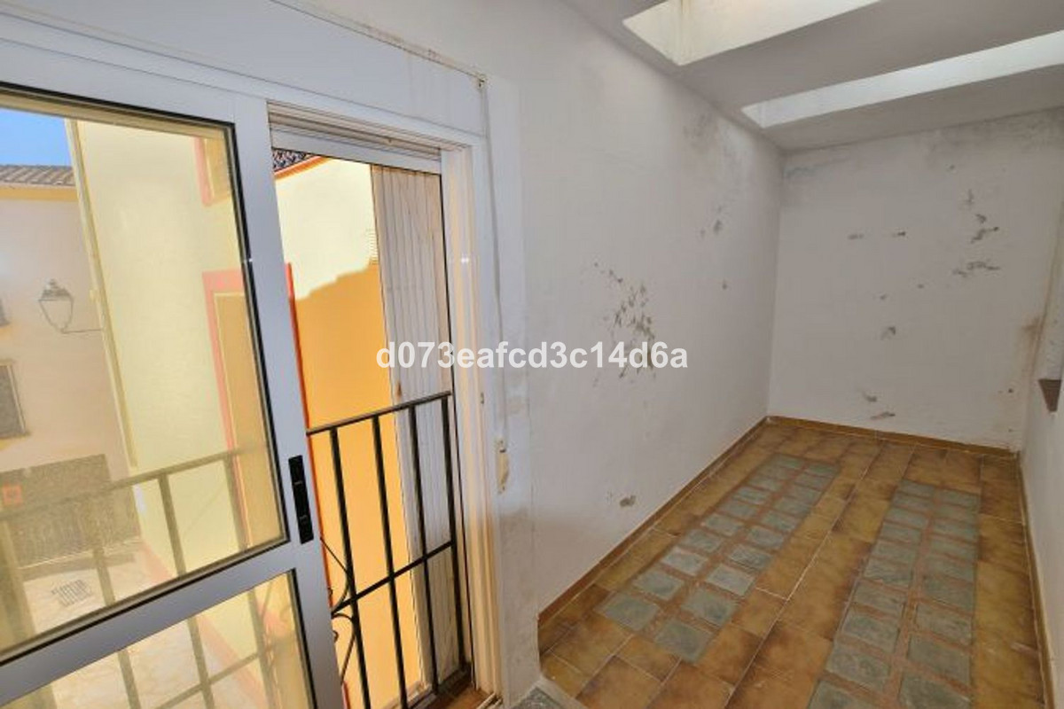 4 Bed Townhouse for sale in Faraján Costa Del Sol, Málaga, Spain