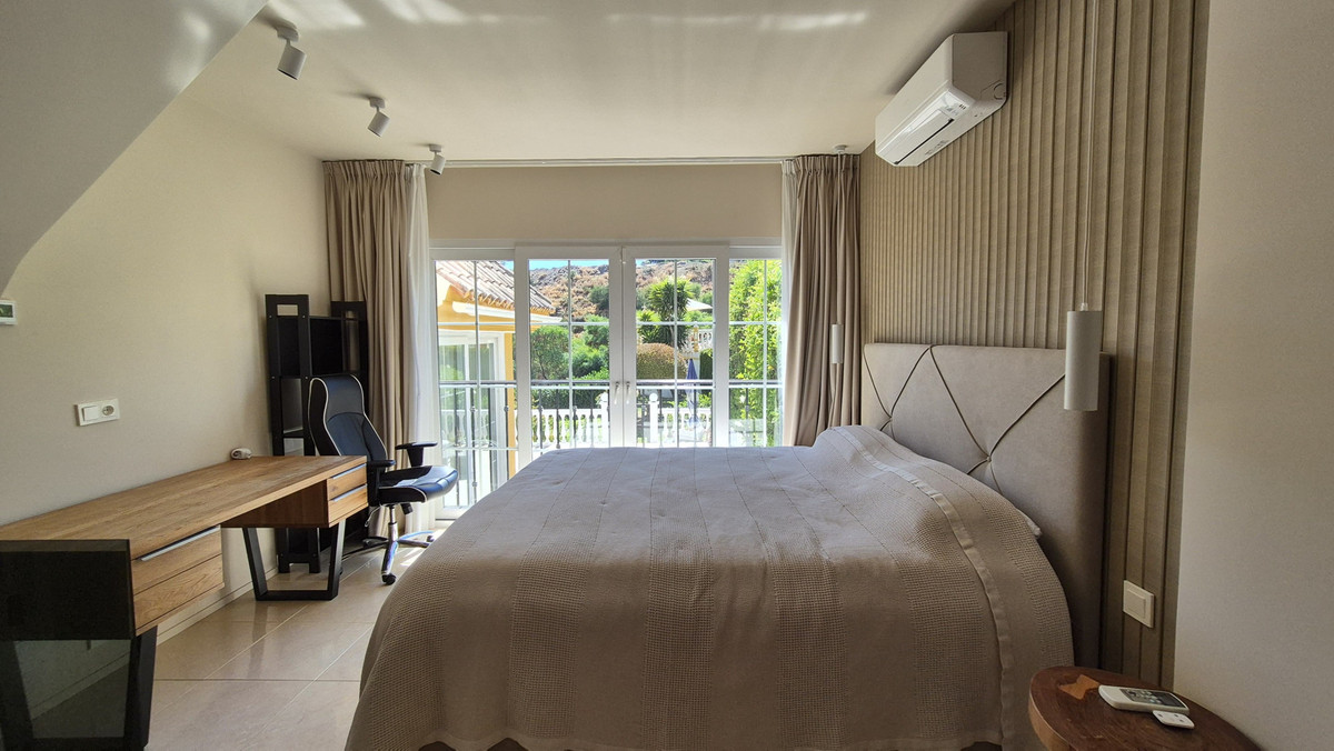 4 Bed Townhouse for sale in Riviera Del Sol Costa Del Sol, Málaga, Spain