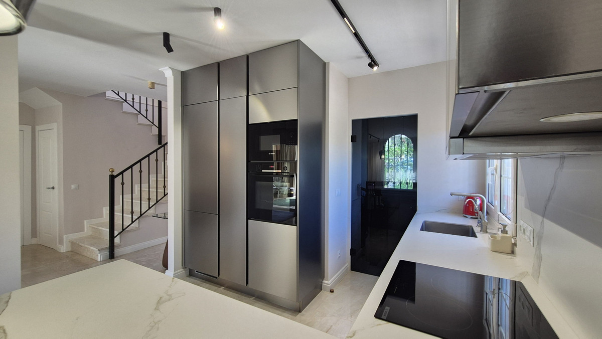 4 Bed Townhouse for sale in Riviera Del Sol Costa Del Sol, Málaga, Spain