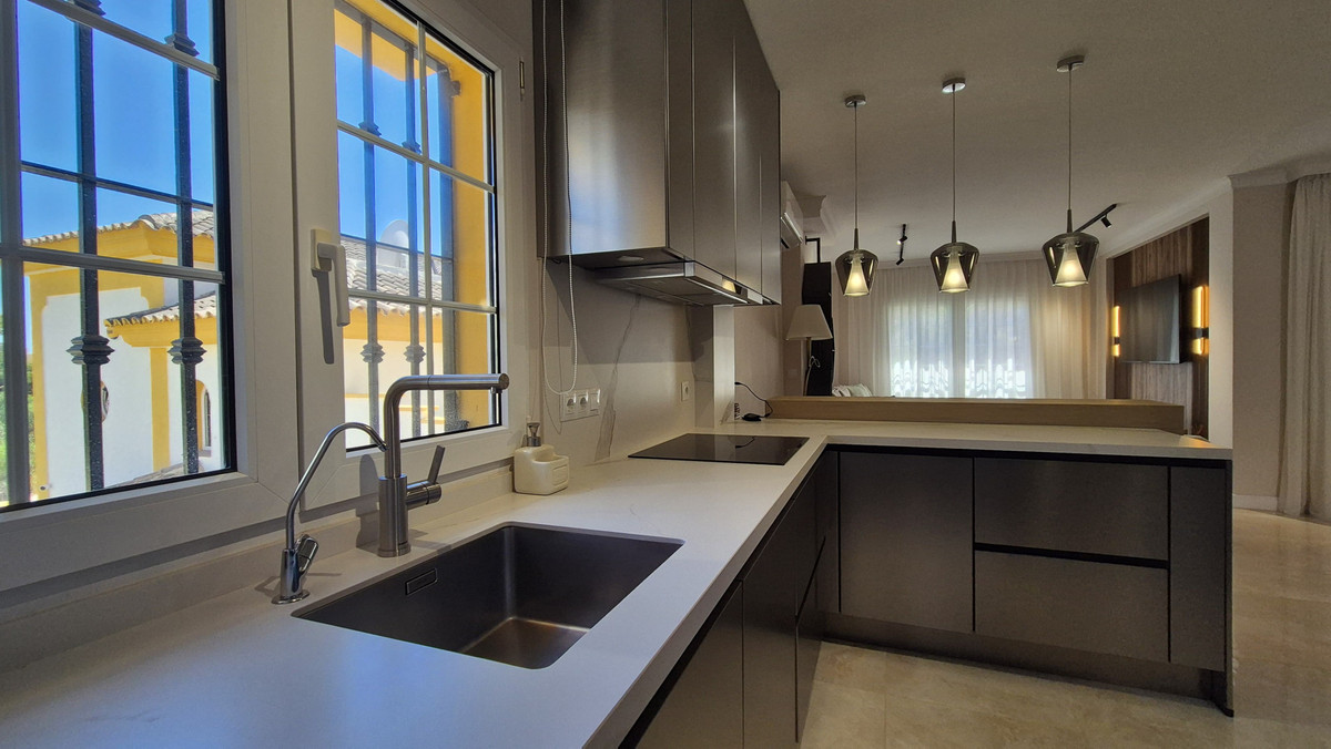 4 Bed Townhouse for sale in Riviera Del Sol Costa Del Sol, Málaga, Spain