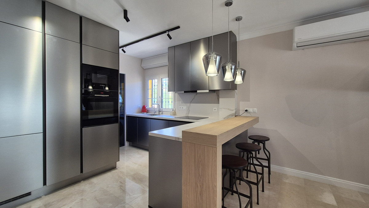 4 Bed Townhouse for sale in Riviera Del Sol Costa Del Sol, Málaga, Spain