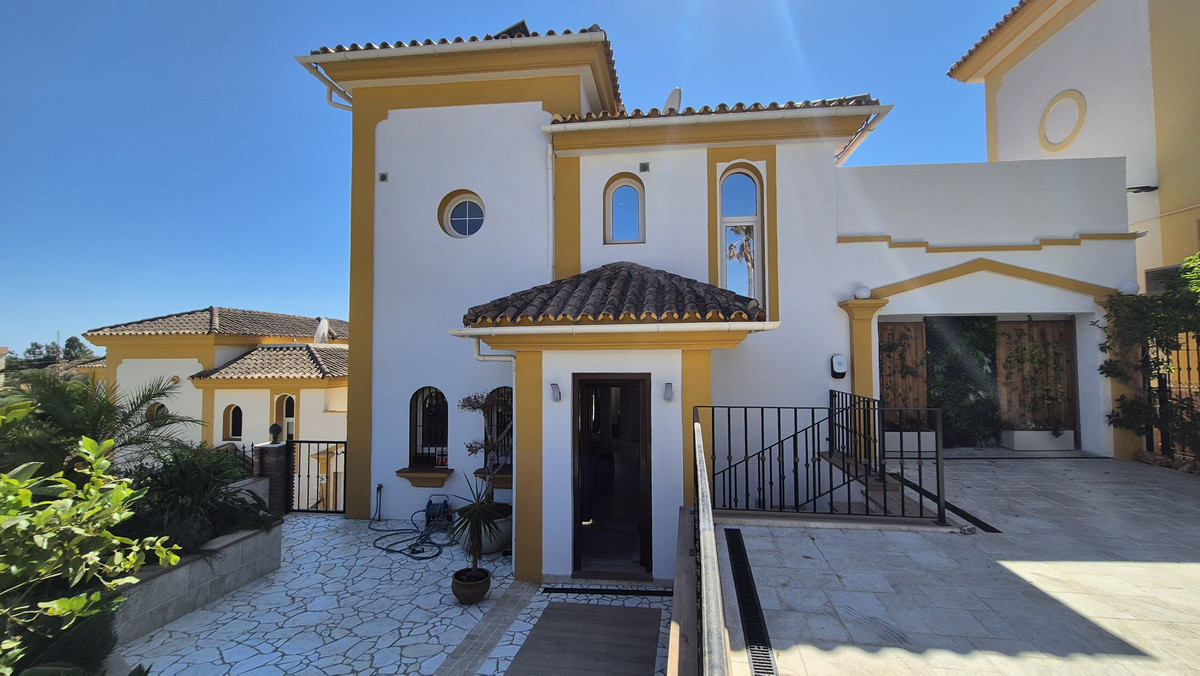 4 Bed Townhouse for sale in Riviera Del Sol Costa Del Sol, Málaga, Spain