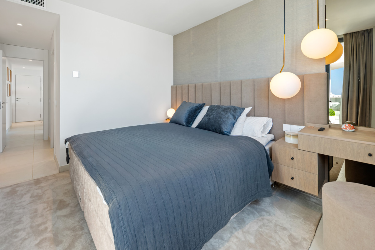 3 Bed Apartment for sale in Fuengirola Costa Del Sol, Málaga, Spain