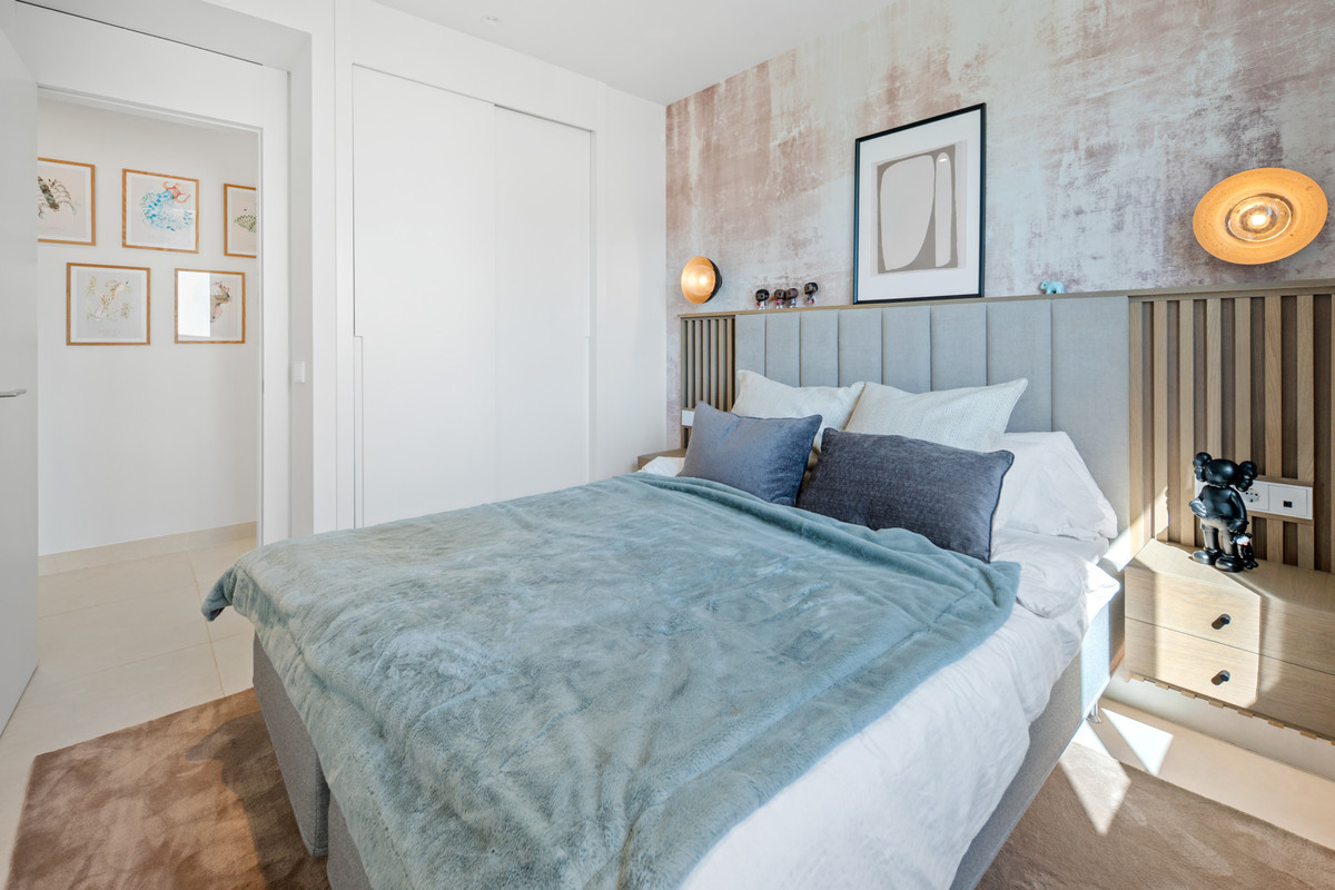 3 Bed Apartment for sale in Fuengirola Costa Del Sol, Málaga, Spain
