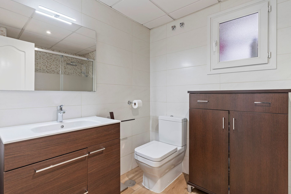 4 Bed Apartment for sale in San Pedro De Alcántara Costa Del Sol, Málaga, Spain