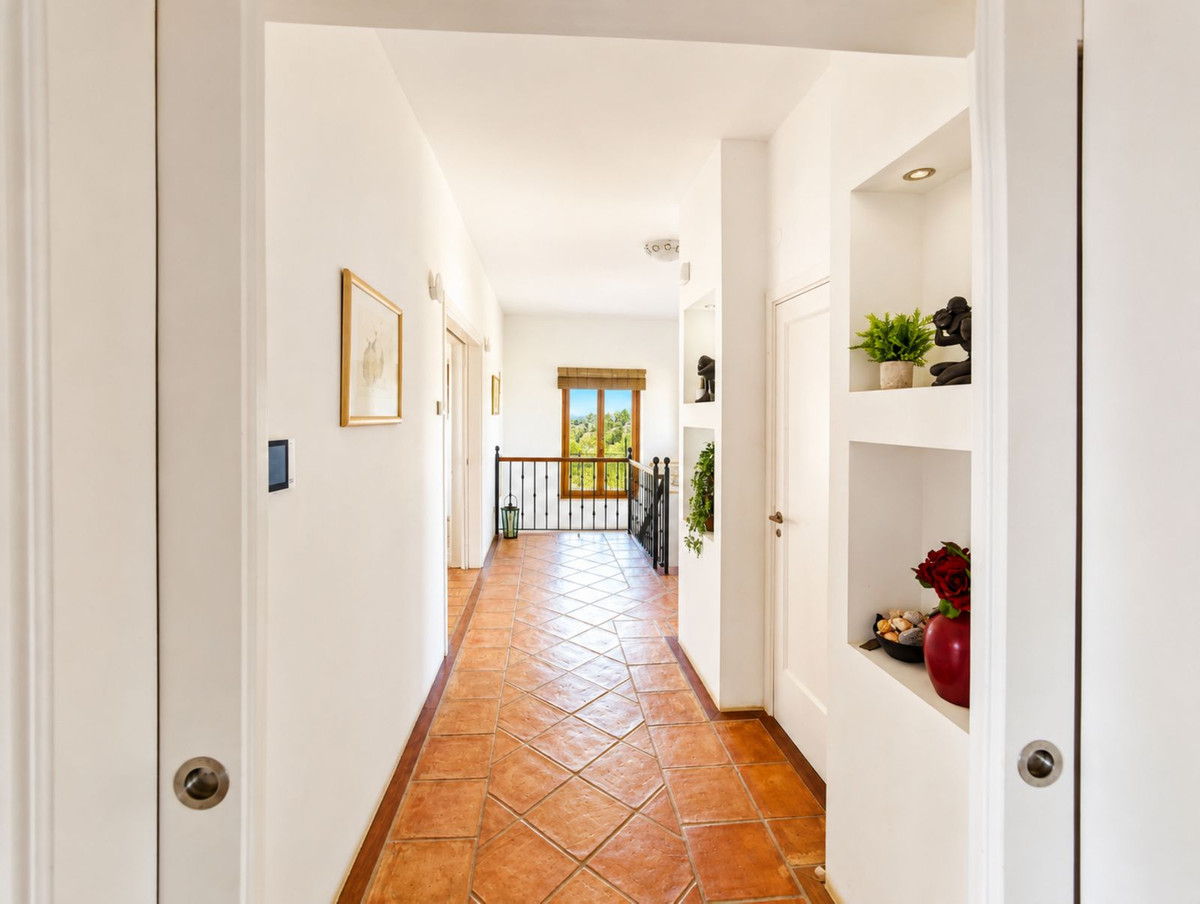 6 Bed Townhouse for sale in Estepona Costa Del Sol, Málaga, Spain