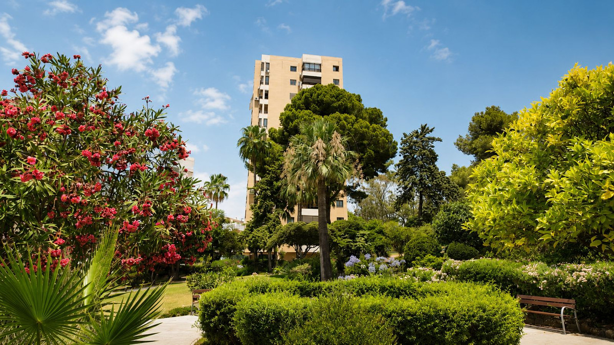 Se vende Apartamento Planta Media de 2 dormitorios en Costa Del Sol, Málaga, España
