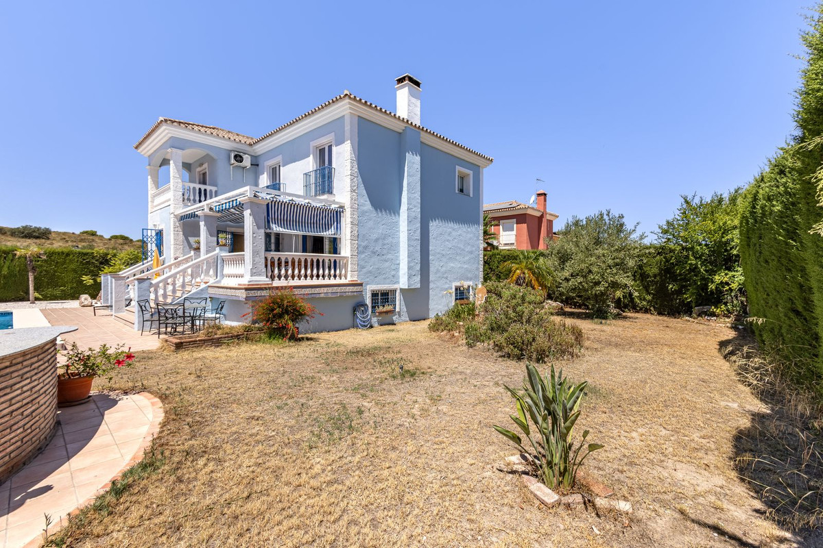 4 Bed Townhouse for sale in Coín Costa Del Sol, Málaga, Spain