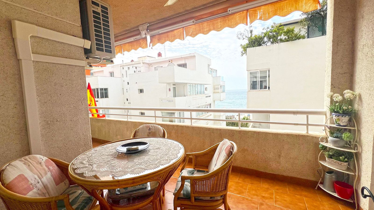 3 Bed Apartment for sale in Marbella Costa Del Sol, Málaga, Spain