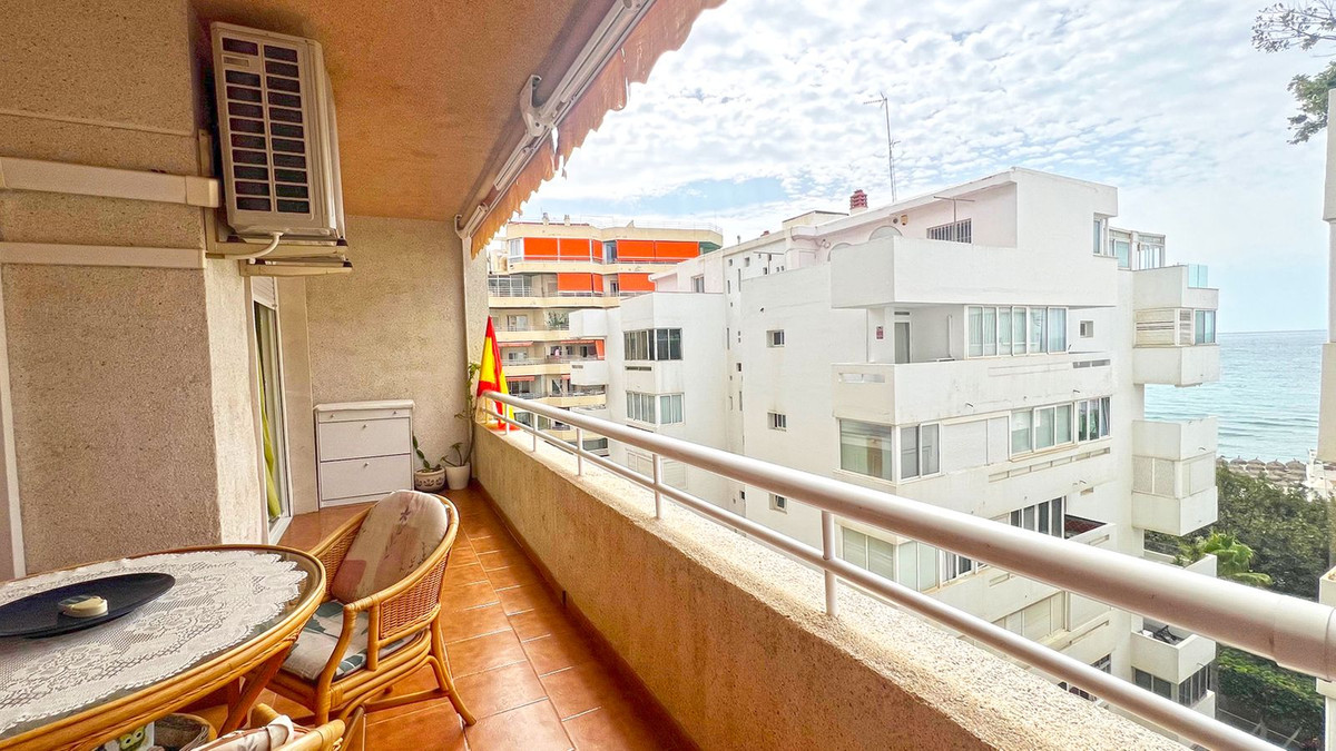 3 Bed Apartment for sale in Marbella Costa Del Sol, Málaga, Spain