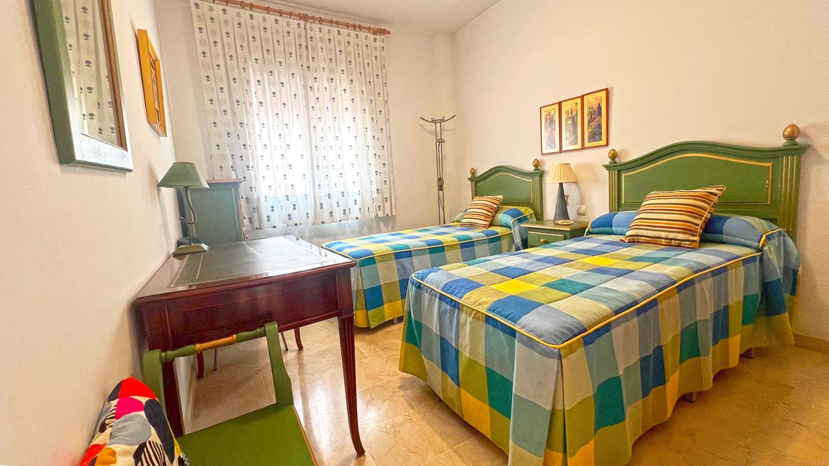3 Bed Apartment for sale in Marbella Costa Del Sol, Málaga, Spain