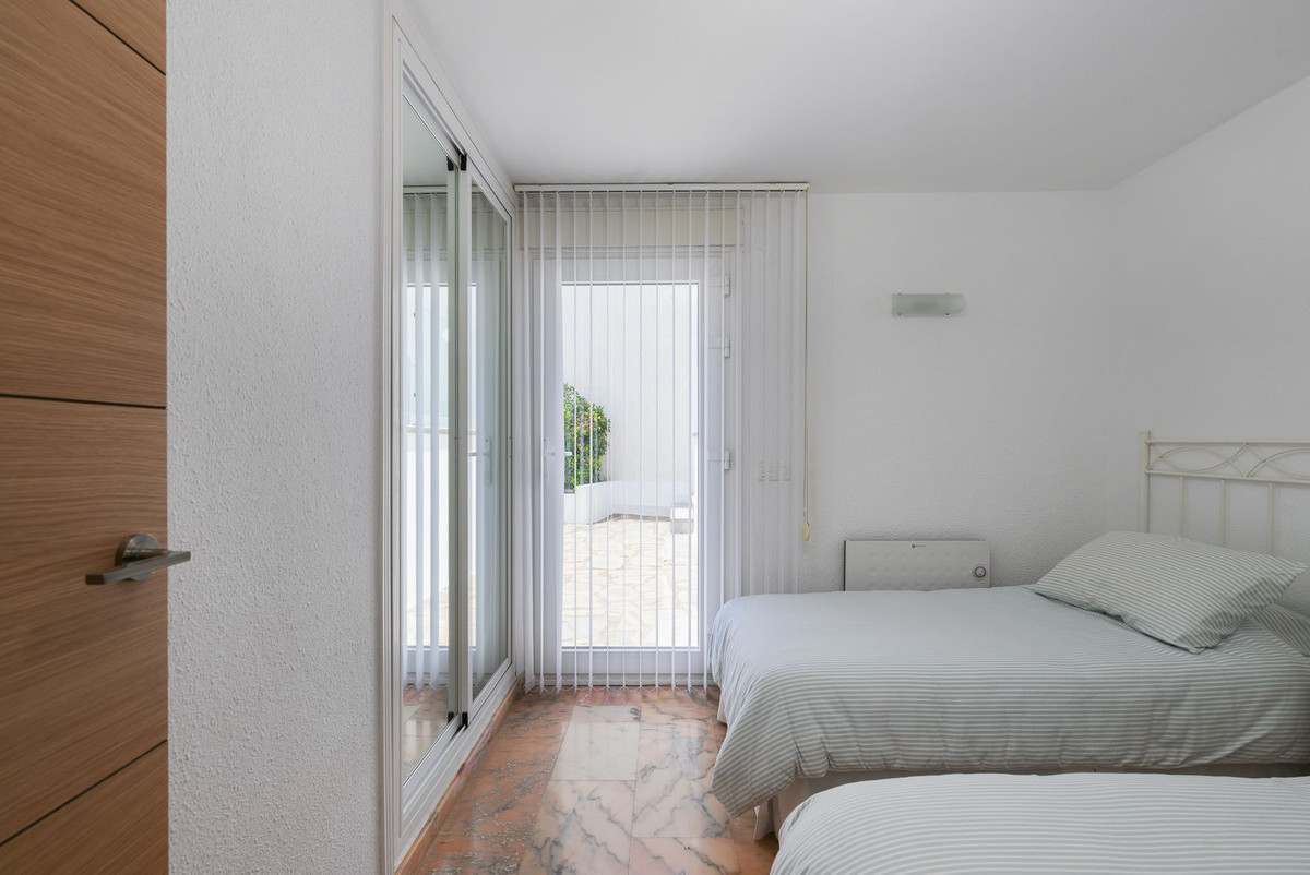 3 Bed Townhouse for sale in Estepona Costa Del Sol, Málaga, Spain