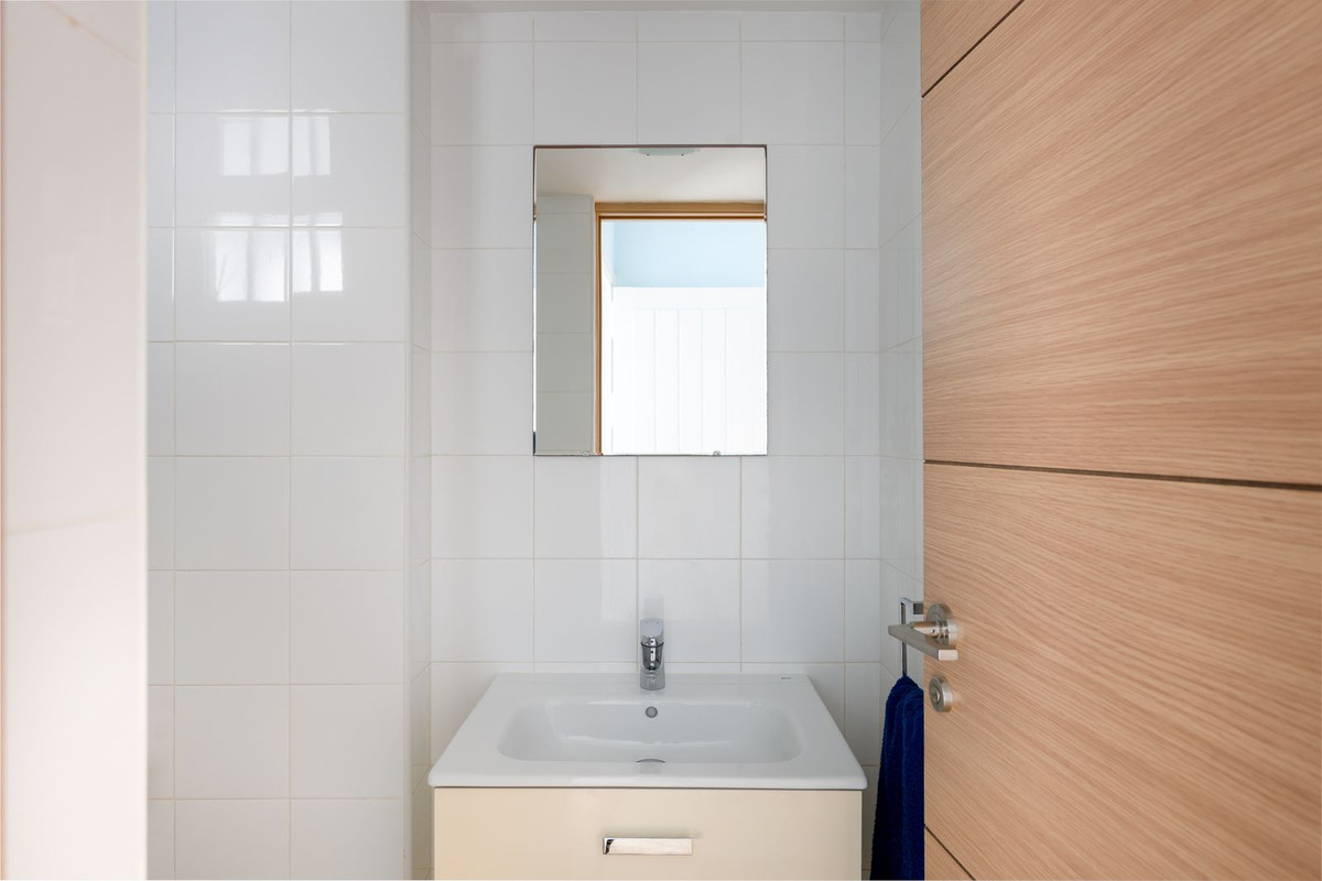 3 Bed Townhouse for sale in Estepona Costa Del Sol, Málaga, Spain
