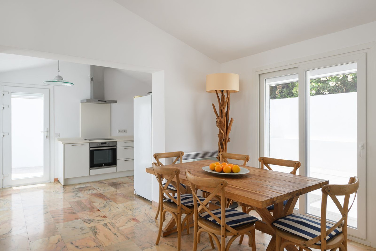 3 Bed Townhouse for sale in Estepona Costa Del Sol, Málaga, Spain
