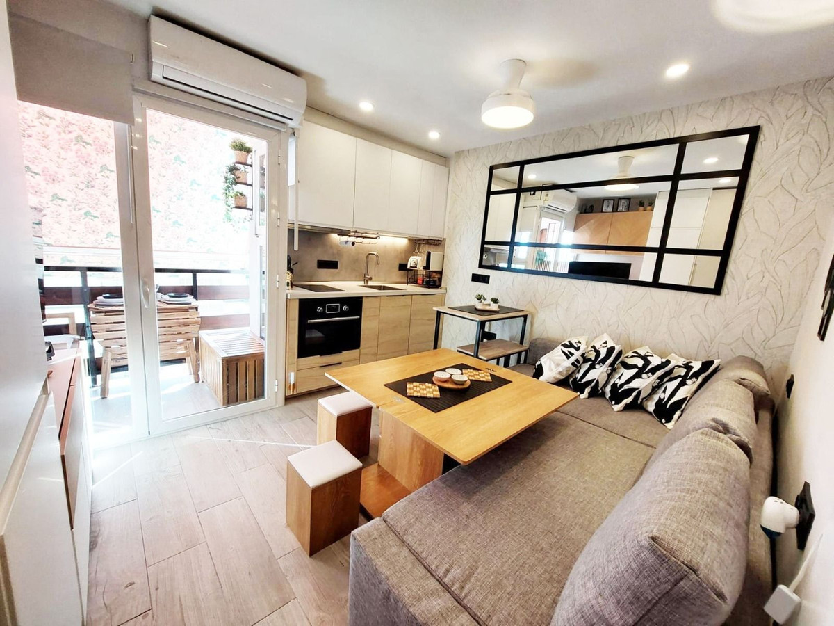 Apartment for sale in Benalmadena Costa Del Sol, Málaga, Spain