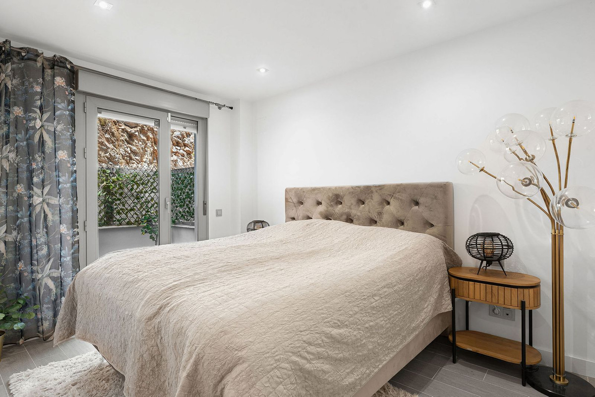 Se vende Apartamento Planta Baja de 3 dormitorios en Costa Del Sol, Málaga, España